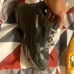 These are balenciaga triple s.Color:black.   size it says Uk:11 and USA says 12